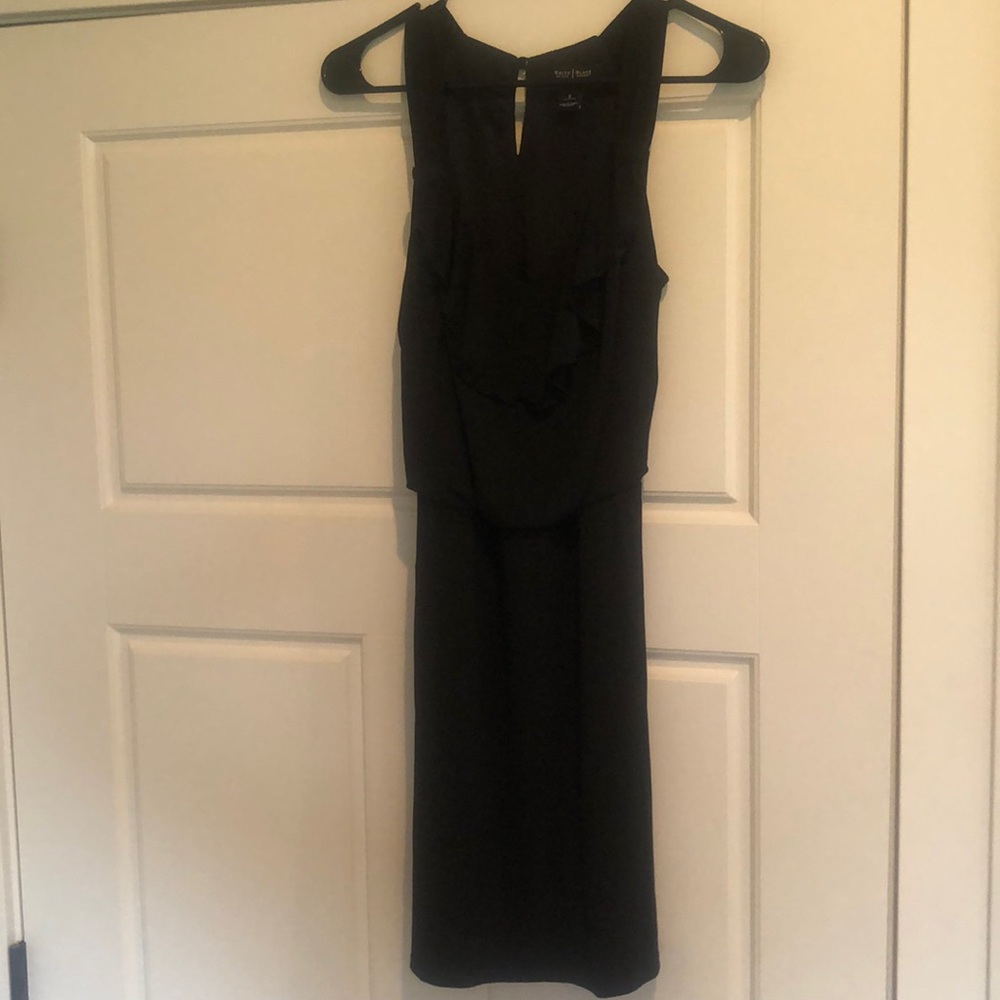 Women’s White House Black Market dress